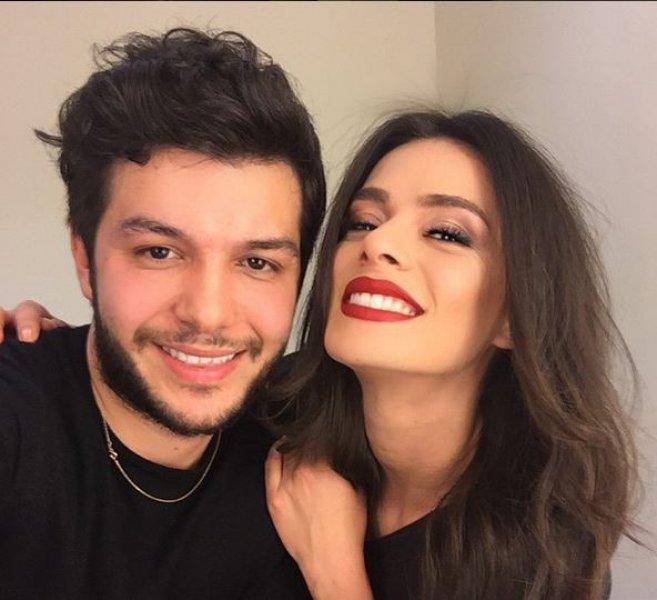 Güzel oyuncu Özge Özpirinçci'nin Instagram halleri