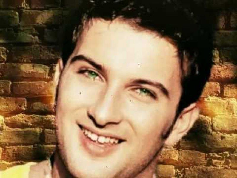 Ünlülerin değişen gülüşleri 