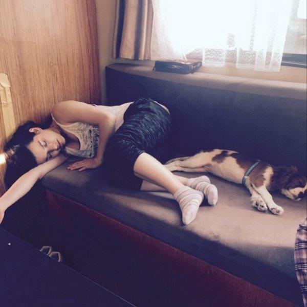 Güzel oyuncu Özge Özpirinçci'nin Instagram halleri