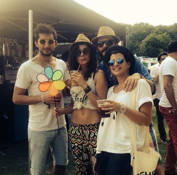 Güzel oyuncu Özge Özpirinçci'nin Instagram halleri