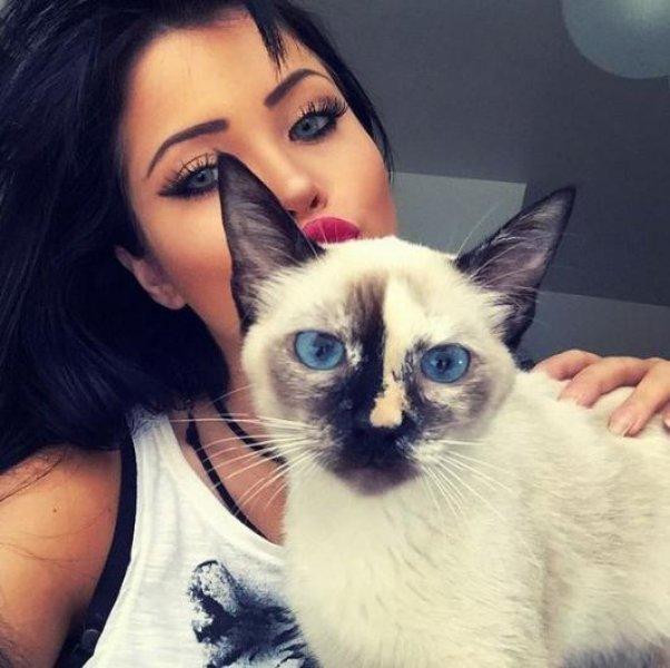 Instagram'ın yeni gözdesi güzel model Claudia Alende - Resim 13