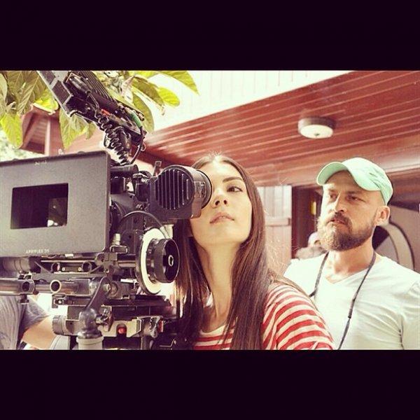 Güneşin Kızları dizisinin Nazlı'sı Burcu Özberk'in Instagram halleri 