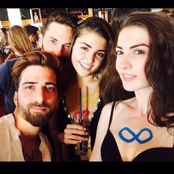 Güneşin Kızları dizisinin Nazlı'sı Burcu Özberk'in Instagram halleri 