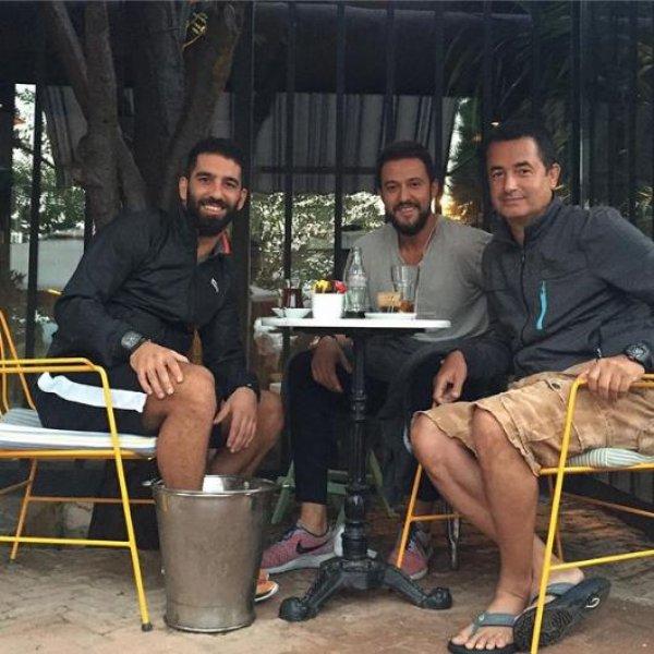 Ünlülerden 26 Ağustos Instagram paylaşımları 