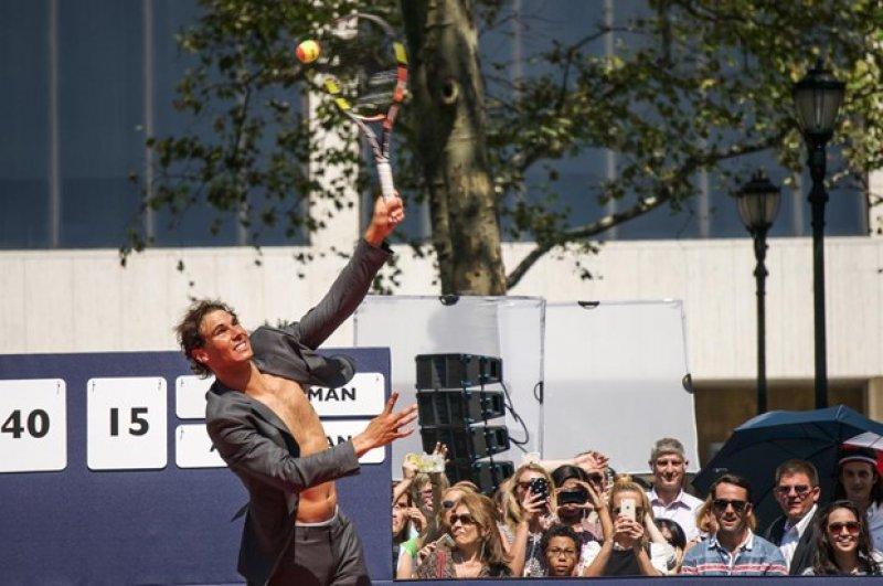 Ünlü tenisçi Rafael Nadal rakiplerini soydu