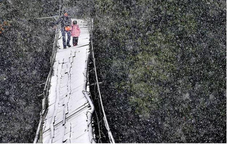 Dünyanın en zorlu okul yolları
