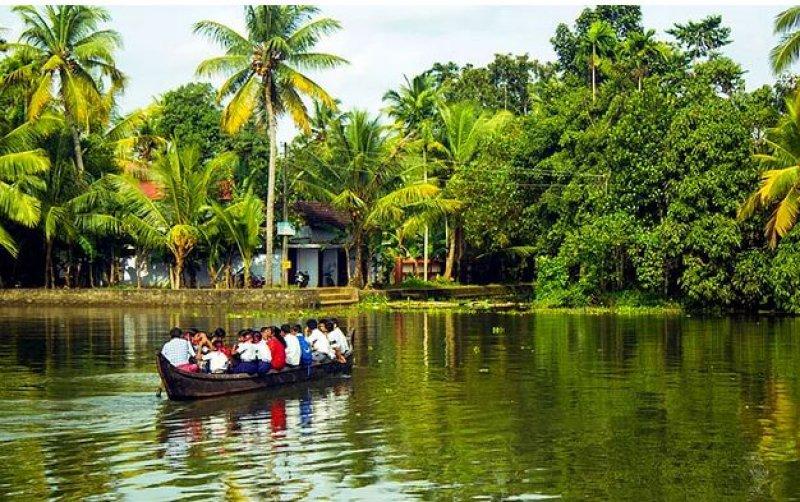 Dünyanın en zorlu okul yolları