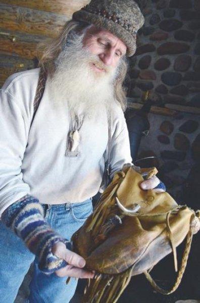 Mick Dodge 25 yıldır ağaç kovuğunda yaşıyor 