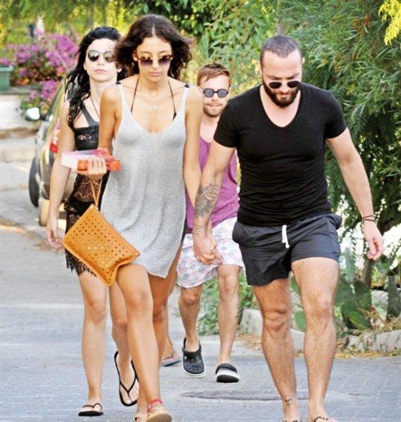 Merve Boluğur ile Murat Dalkılıç balayında 