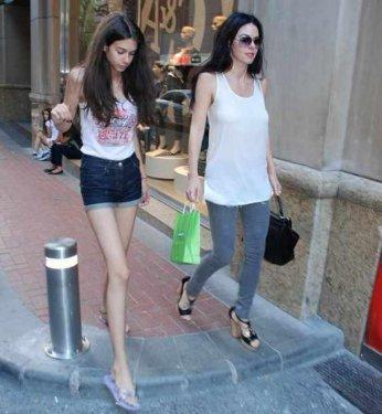 Defne Samyeli'nin kızı Deren Talu