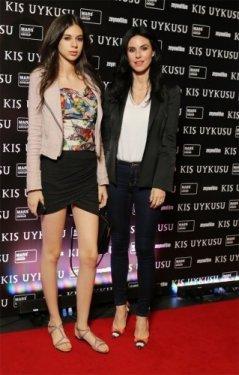 Defne Samyeli'nin kızı Deren Talu