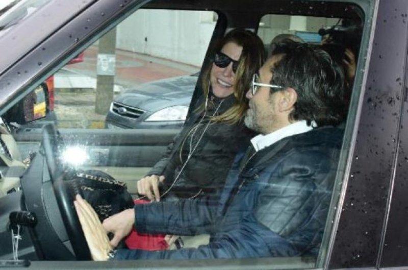 Deniz Akkaya sevgilisi Murat Varol'dan dayak yedi