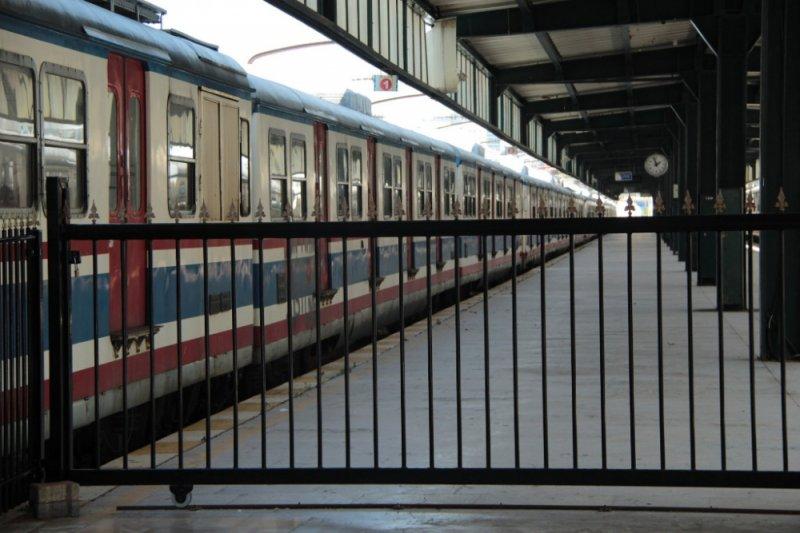 Tarihi Haydarpaşa Garı tren mezarlığına döndü 