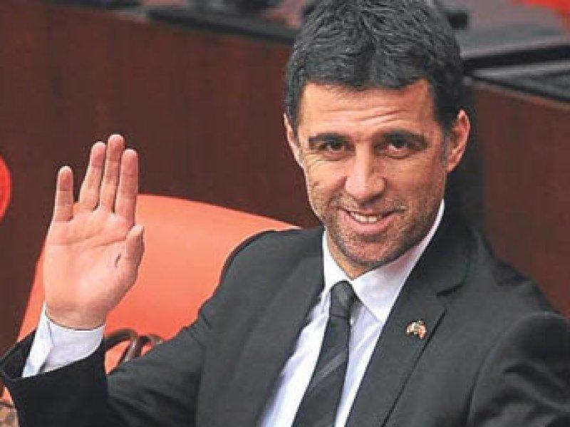 Siyasete giren ünlü isimler 