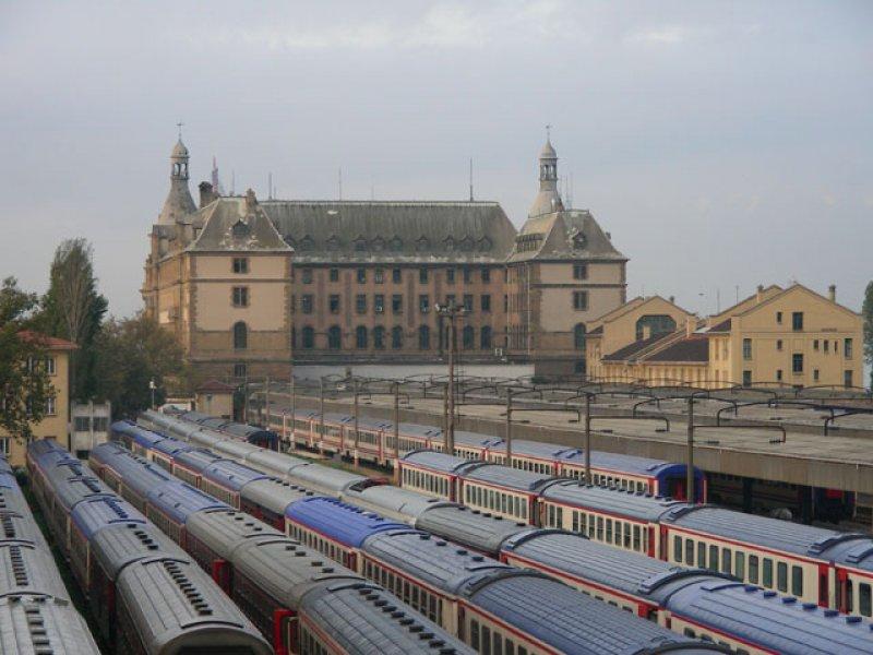 Tarihi Haydarpaşa Garı tren mezarlığına döndü 