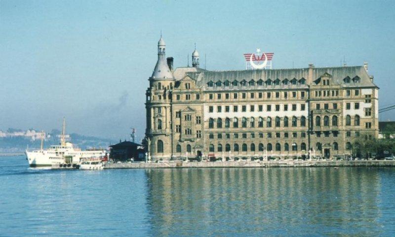 Tarihi Haydarpaşa Garı tren mezarlığına döndü 