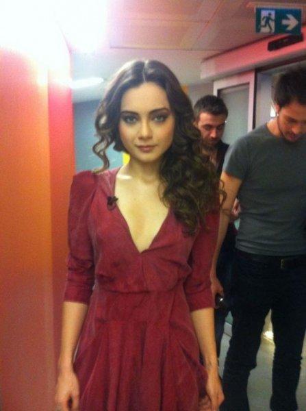 Damla Sönmez Milano'da en iyi kadın oyuncu seçildi 