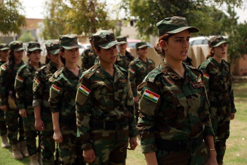 Ezidi kadınlar IŞİD'e karşı silahlandı