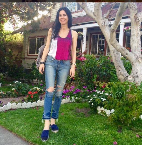 Defne Samyeli'nin Kurtlar Vadisi'ndeki ilk fotoğrafı