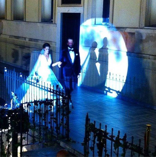 Güzel oyuncu İpek Özkök evlendi