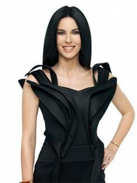 Defne Samyeli'nin Kurtlar Vadisi'ndeki ilk fotoğrafı