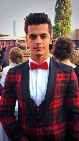 Güneşin Kızları'nın Savaş'ı  Berk Atan'ın inanılmaz değişimi 