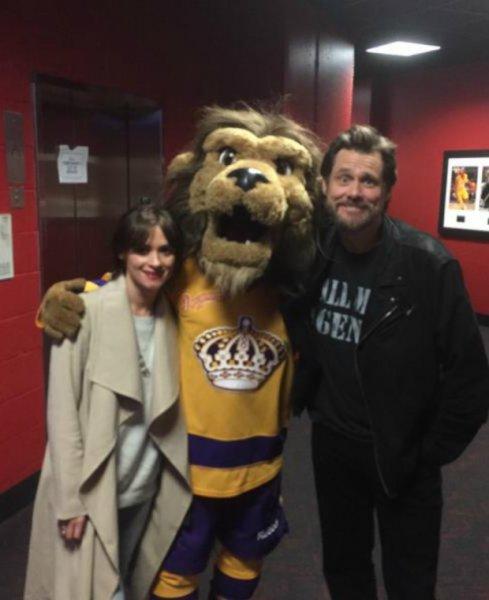 Jim Carrey'nin eski sevgilisi intihar etti 