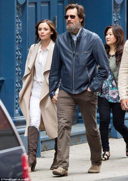 Jim Carrey'nin eski sevgilisi intihar etti 
