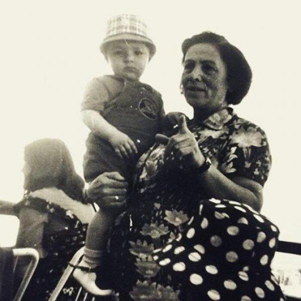 Ünlülerin objektifinden 2 Ekim Instagram paylaşımları 