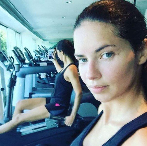 Ünlülerin objektifinden 2 Ekim Instagram paylaşımları 