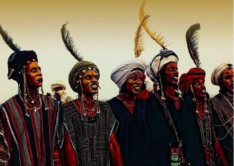 Afrikalı Wodaabe Kabilesi her yıl erkek güzellik yarışması düzenliyor