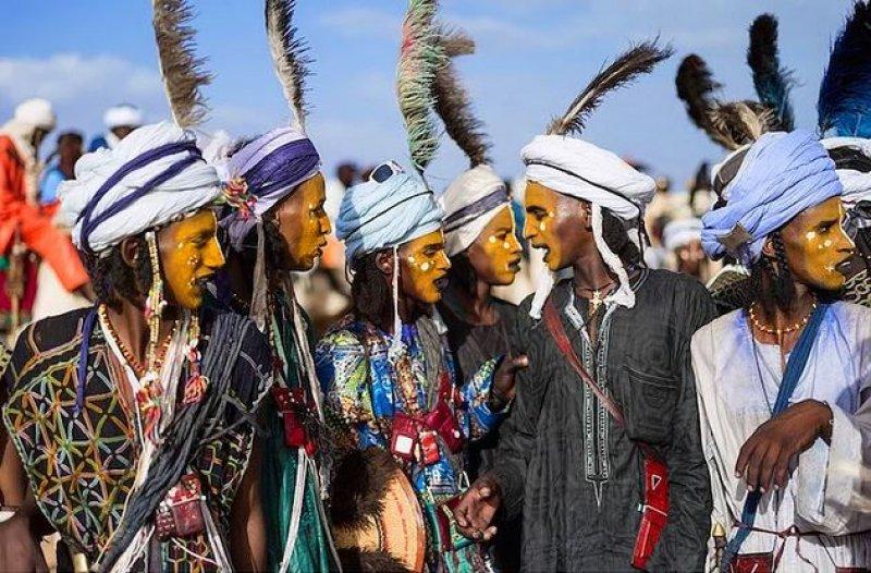 Afrikalı Wodaabe Kabilesi her yıl erkek güzellik yarışması düzenliyor