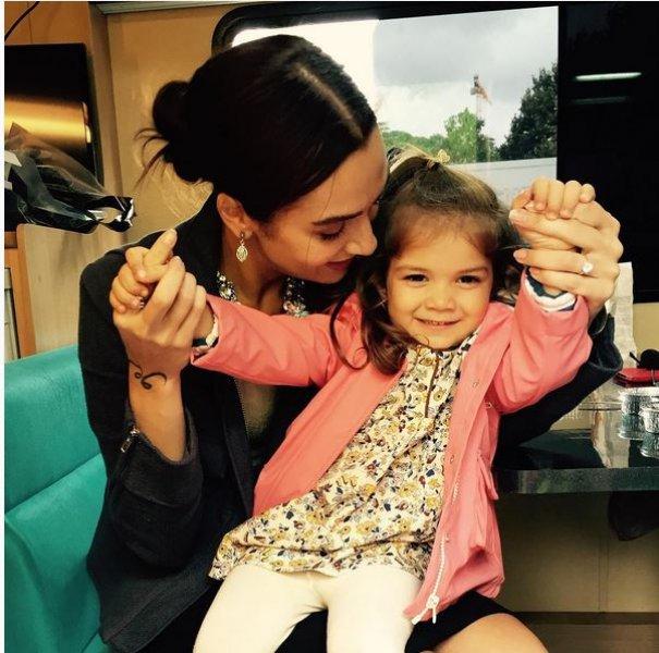 Ünlülerin objektifinden 2 Ekim Instagram paylaşımları 