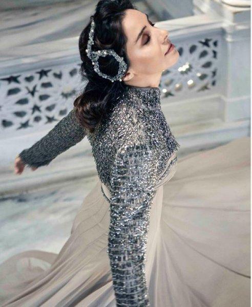 Ünlülerin objektifinden 2 Ekim Instagram paylaşımları 