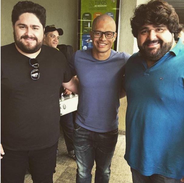 Ünlülerin objektifinden 2 Ekim Instagram paylaşımları 