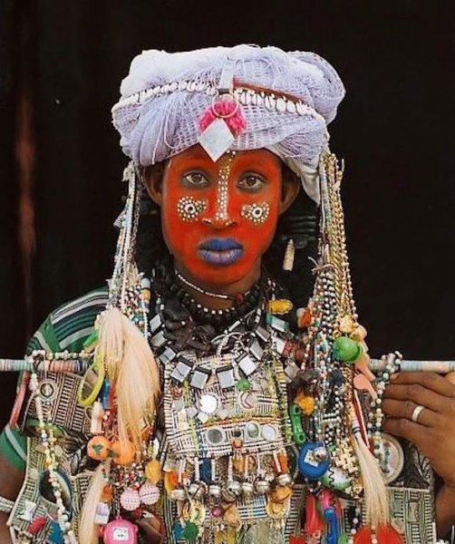 Afrikalı Wodaabe Kabilesi her yıl erkek güzellik yarışması düzenliyor