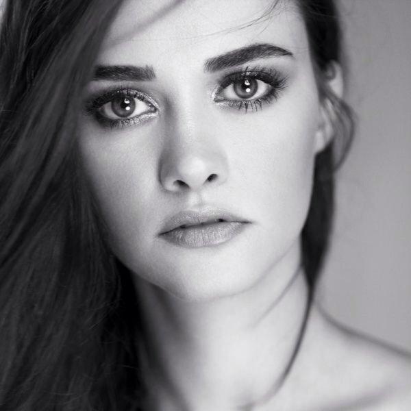 Hande ve Bensu Soral: Hiç hayal kurmayız