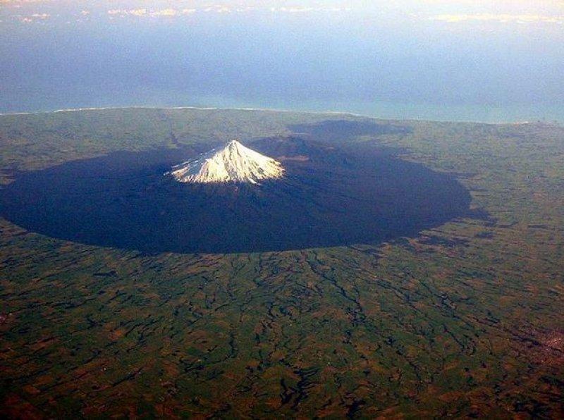 Uçakta cam kenarına oturanların çektiği inanılmaz fotoğraflar