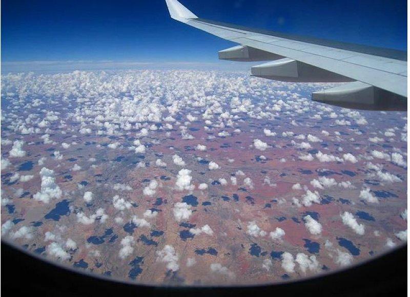 Uçakta cam kenarına oturanların çektiği inanılmaz fotoğraflar