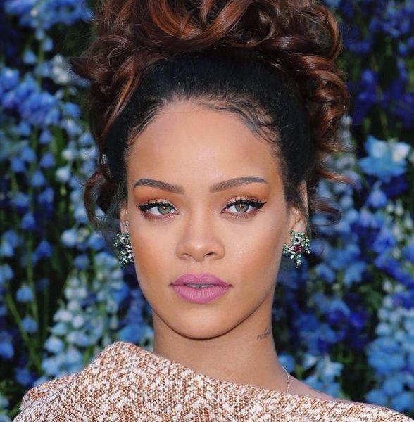 Rihanna: Benim gücümü kaldıracak bir erkek yok