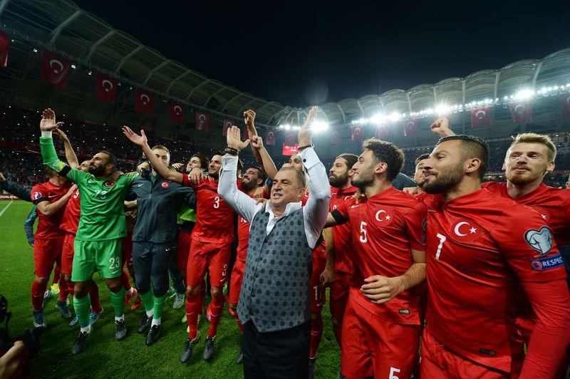 EURO 2016 Elemeleri Türkiye - İzlanda maçından kareler