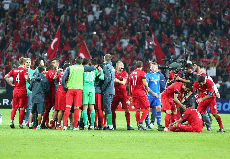 EURO 2016 Elemeleri Türkiye - İzlanda maçından kareler