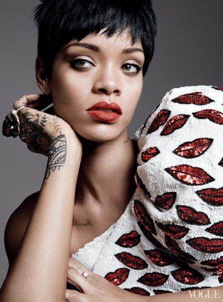 Rihanna: Benim gücümü kaldıracak bir erkek yok