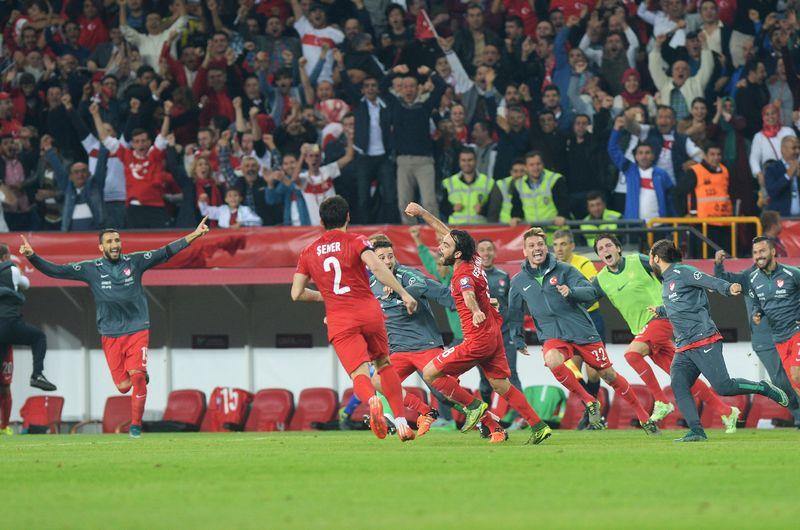 EURO 2016 Elemeleri Türkiye - İzlanda maçından kareler