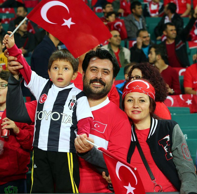 EURO 2016 Elemeleri Türkiye - İzlanda maçından kareler