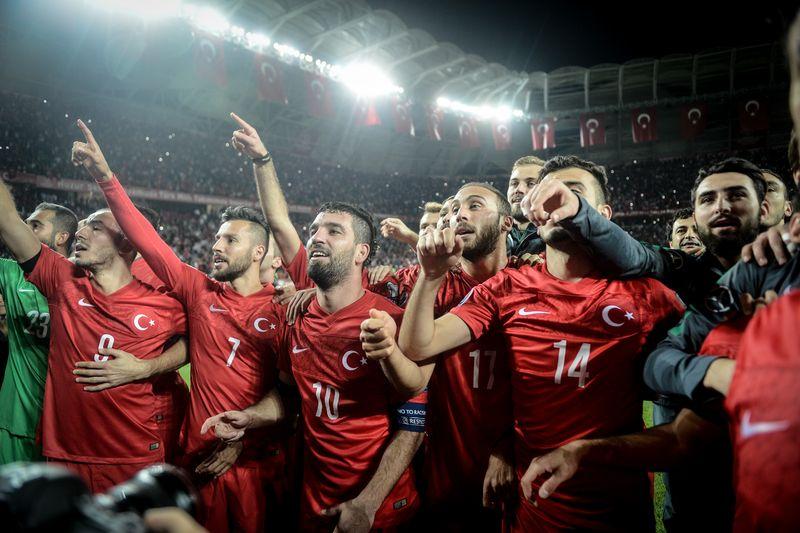 EURO 2016 Elemeleri Türkiye - İzlanda maçından kareler