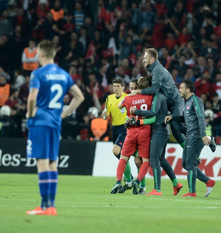 EURO 2016 Elemeleri Türkiye - İzlanda maçından kareler