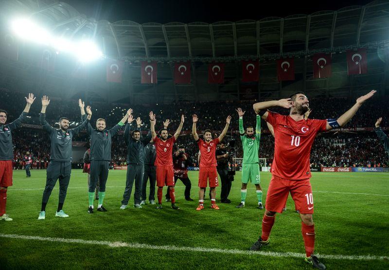 EURO 2016 Elemeleri Türkiye - İzlanda maçından kareler