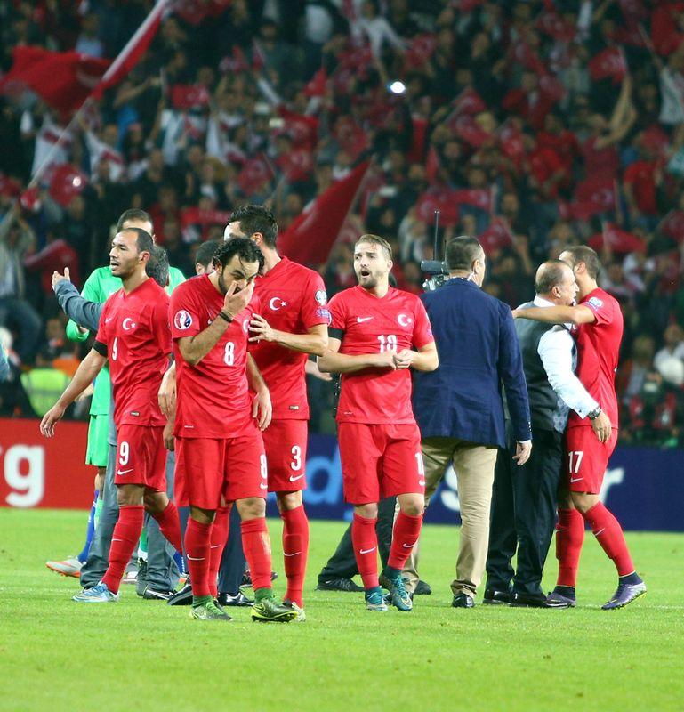 EURO 2016 Elemeleri Türkiye - İzlanda maçından kareler