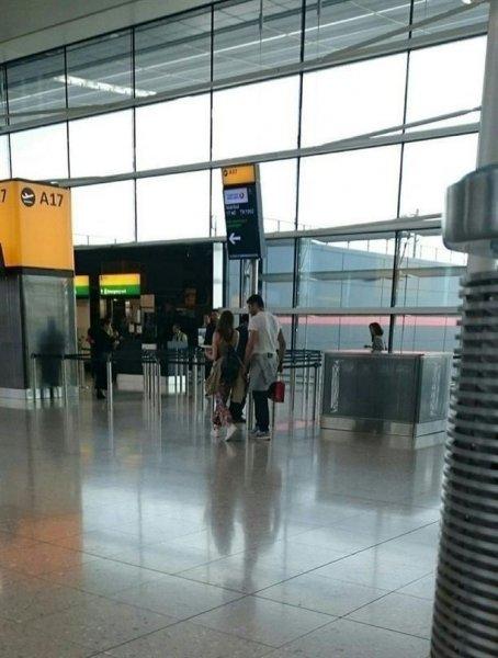 Sinem Kobal ile Kenan İmirzalıoğlu Karaköy'de